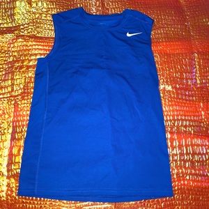 NWOT Boys NIKE DRI-FIT Tank in L
